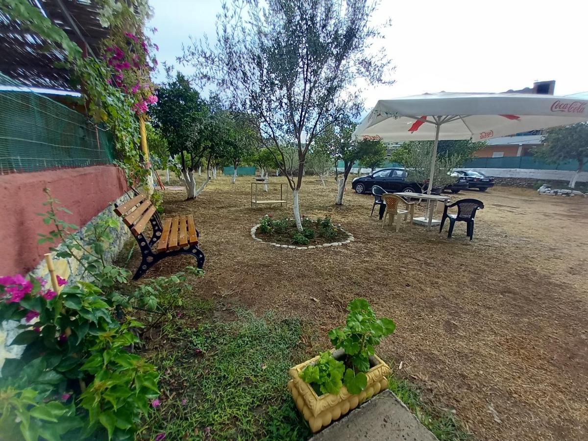 Vila Gjoka Himare Exterior photo