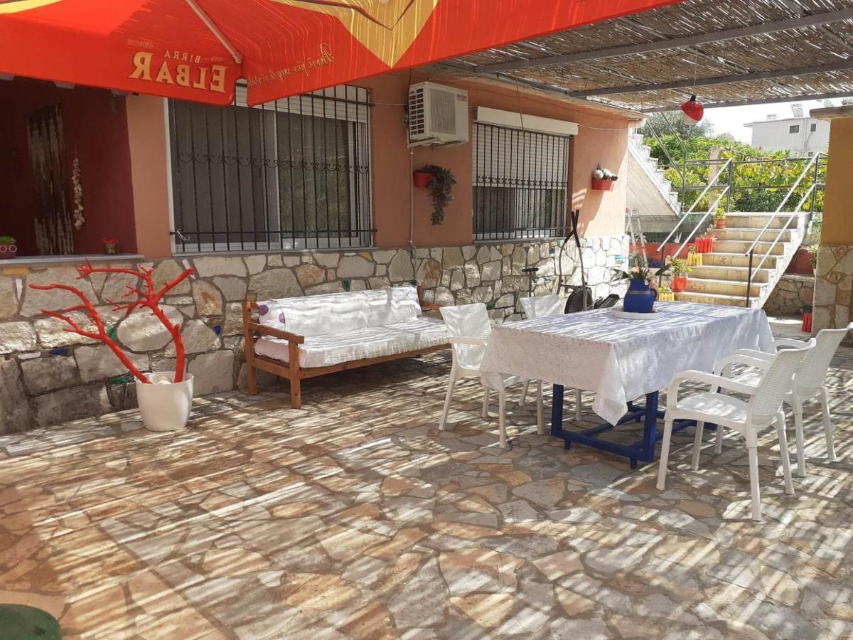 Vila Gjoka Himare Exterior photo